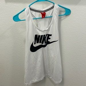 Women’s Nike workout tank
